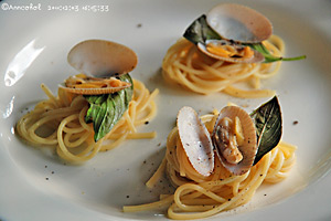 Spaghetti with clam